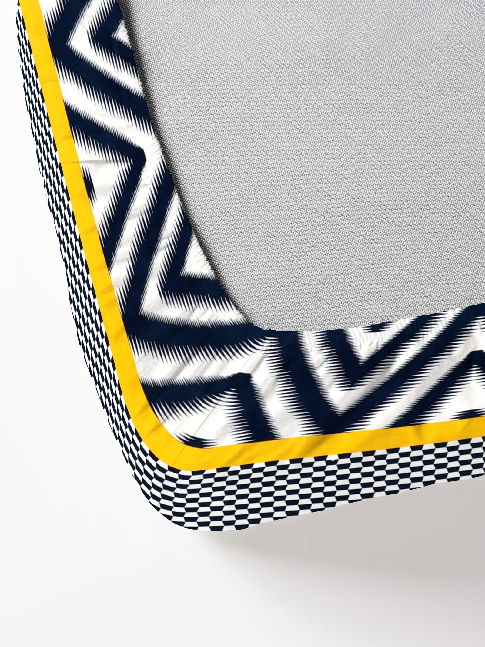 Elastic Fitted King Size Double Bedsheet With 2 Pillow Covers (Black)