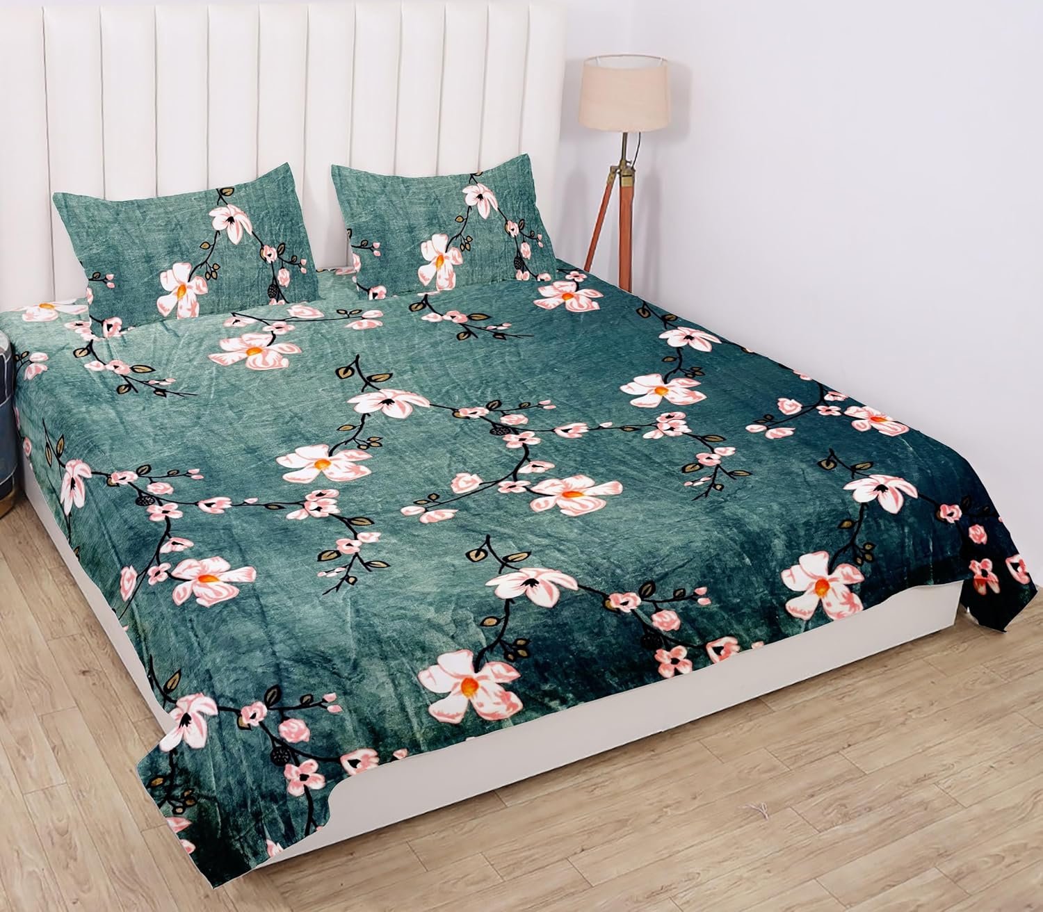 Winter Warm King Size Flat Double Bedsheet With 2 Pillow Cover (Green)