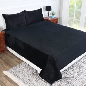 Winter Warm King Size Flat Double Bedsheet With 2 Pillow Cover (Black)