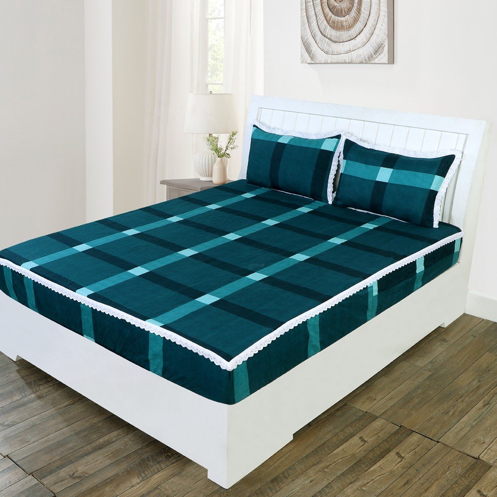 RD TREND Elastic Fitted King Size Double Bed Sheet Aesthetic Lace With 2 Pillow Covers (Green)